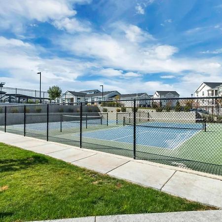 Brand New 3-Beds Stylish Entire House At Lehi 빌라 외부 사진