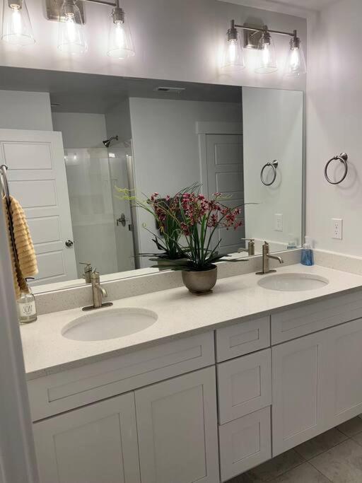 Brand New 3-Beds Stylish Entire House At Lehi 빌라 외부 사진