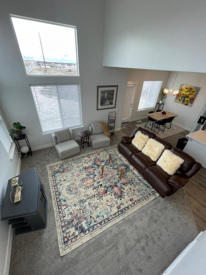 Brand New 3-Beds Stylish Entire House At Lehi 빌라 외부 사진